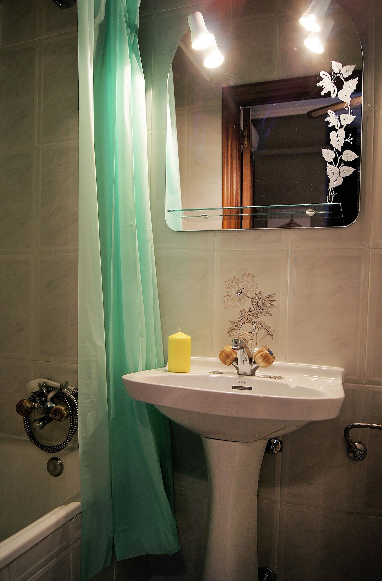Hostal Fuencarral Kryse 马德里 外观 照片