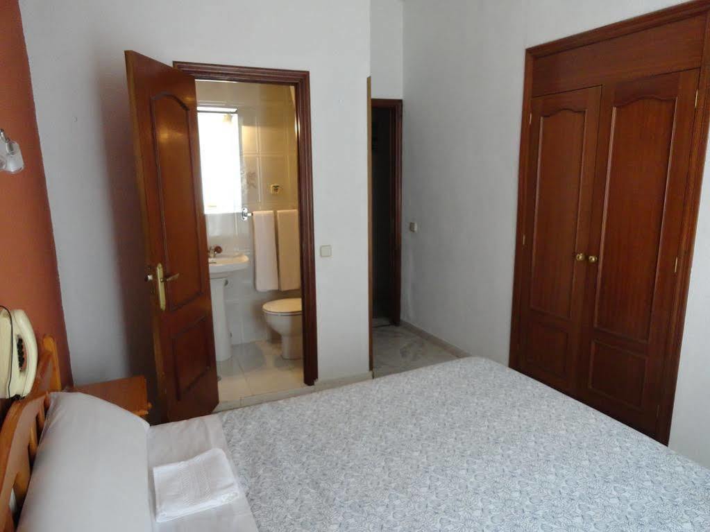 Hostal Fuencarral Kryse 马德里 外观 照片